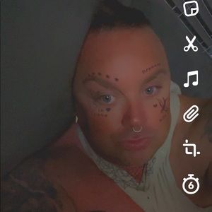 Meet your Posher, Adam